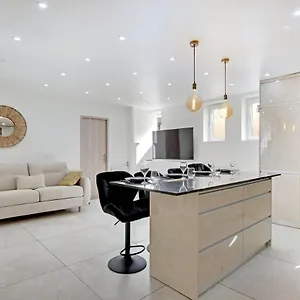 Cosy 4p-1br Flandre-crimee Apartamento